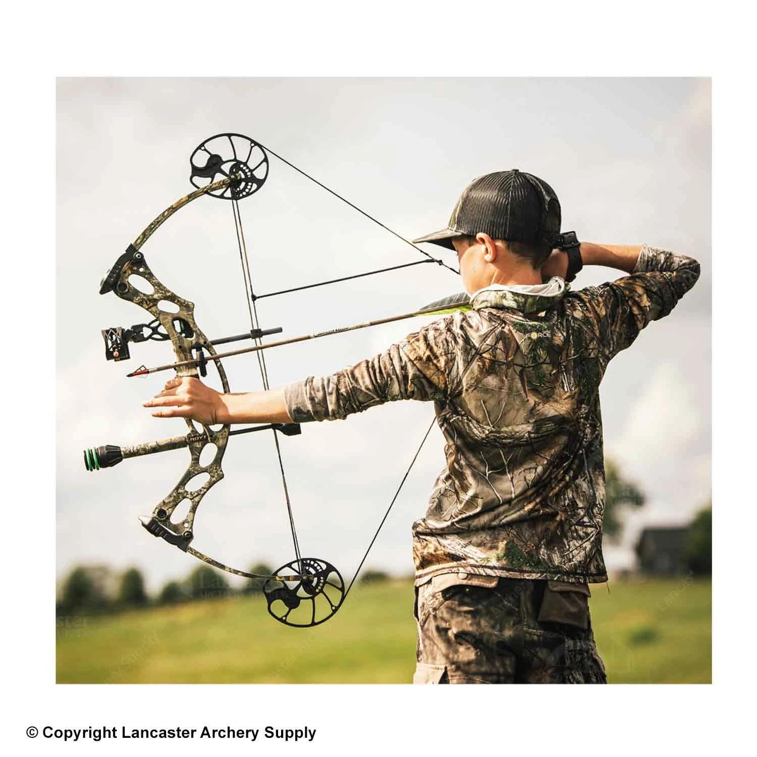 Hoyt Kobalt Youth Bow Package (Camo Colors) 3 Hoyt Kobalt Youth Bow Package (Camo Colors)